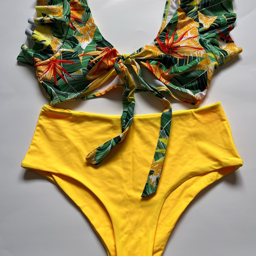 SHEIN Tropical Print Bikini Set - Yellow and Green